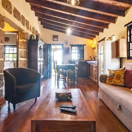 Holiday home Mi Perlita *